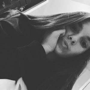 Meet your Posher, Alix